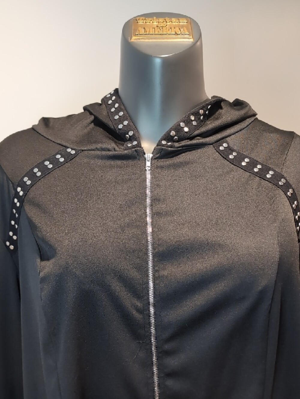 Rosegal Black Cat Hooded Zip Jacket with Stud Trim Size 4X - Picture 3 of 7